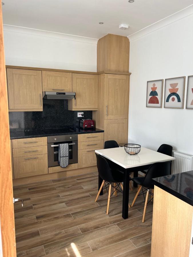 1L Albert Place Maddiston Road Brightons Falkirk Fk2 0Jx Polmont Esterno foto