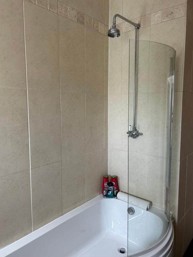 1L Albert Place Maddiston Road Brightons Falkirk Fk2 0Jx Polmont Esterno foto